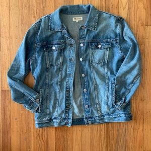 madewell oversized light wash denim jacket